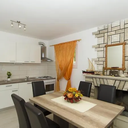 Διαμέρισμα Apartment In Vela Luka With Air Conditioning, W-Lan 4960-1