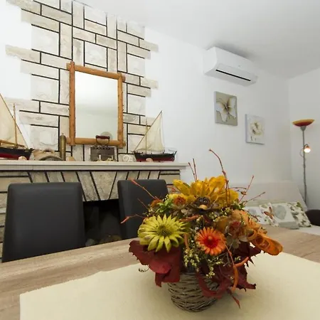 Apartment In Vela Luka With Air Conditioning, W-Lan 4960-1 Apartment
