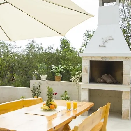 Apartment In Vela Luka With Air Conditioning, W-Lan 4960-1 Vela Luka