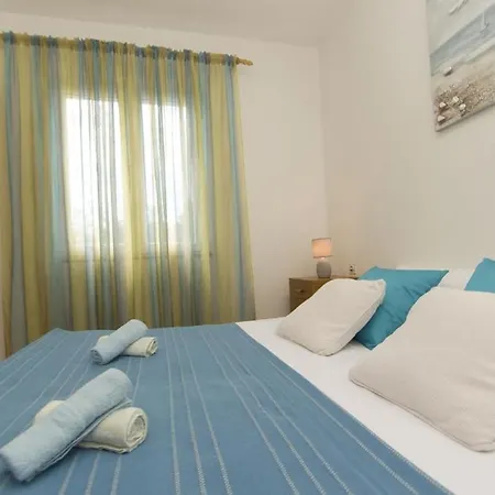 Apartment Apartment In Vela Luka With Air Conditioning, W-Lan 4960-1 *